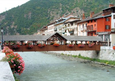 Moutiers-footbridge-over-the-Isere-river
